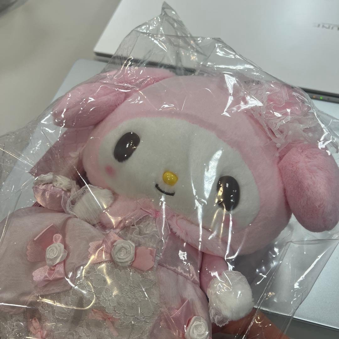 サンリオ　マイメロディ ぬいぐるみ風ショルダーバッグ（レディマイメロディ）