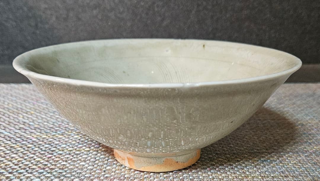 中国古美術　中国古陶磁器　中国古玩　宋時代　影青インチン　青白磁　彫文　碗　茶碗