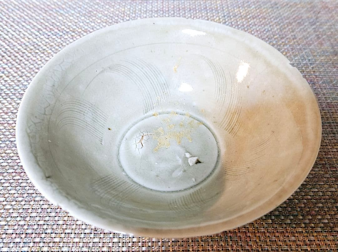 中国古美術　中国古陶磁器　中国古玩　宋時代　影青インチン　青白磁　彫文　碗　茶碗