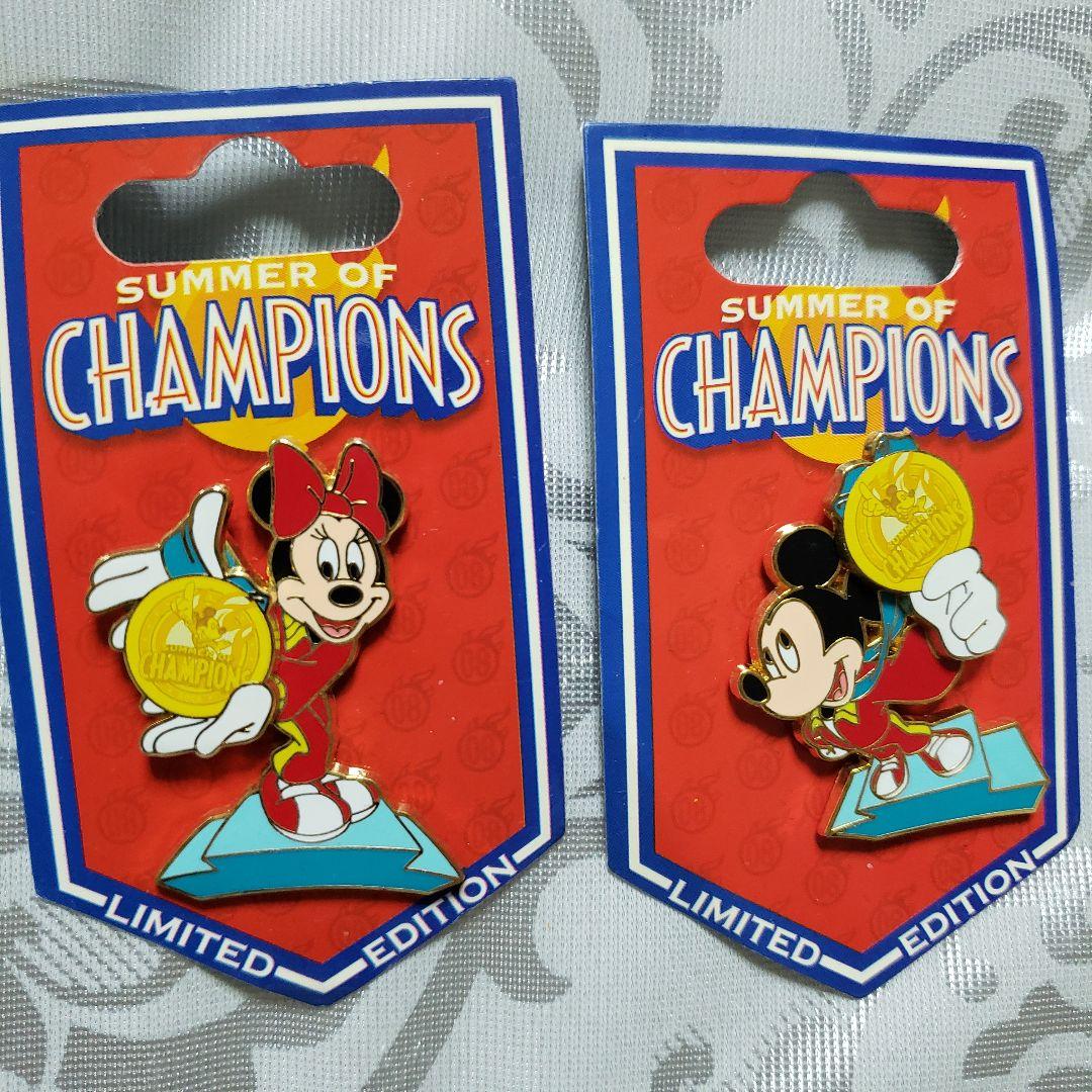 DLR WDW ミッキー ミニー ピンバッジセット