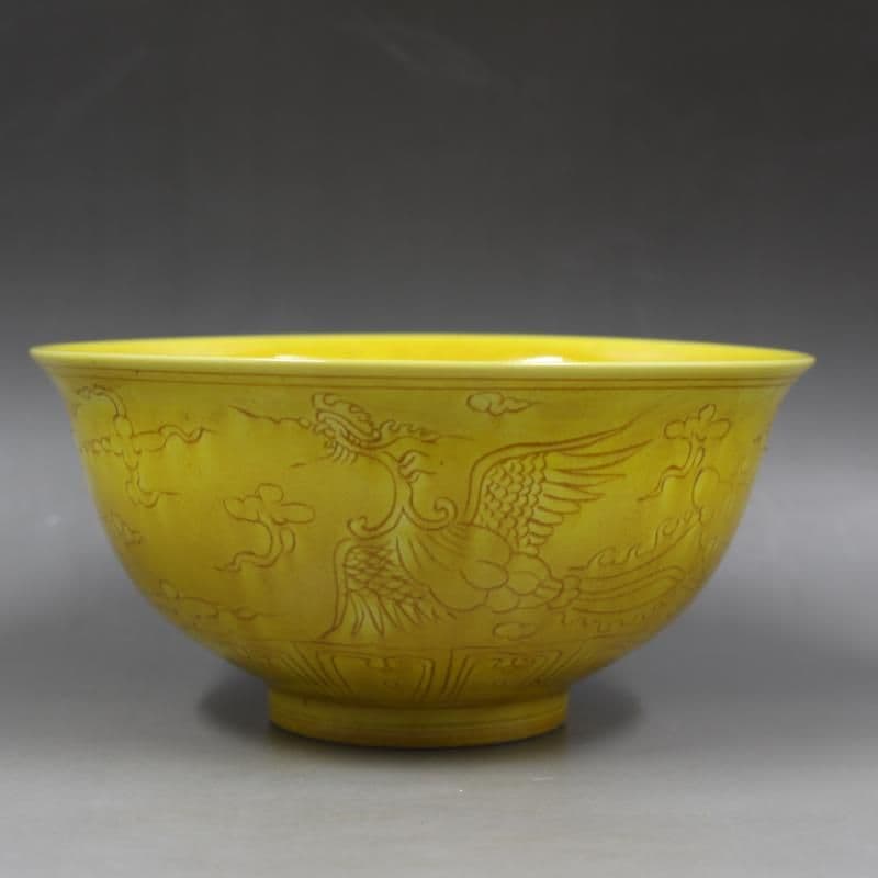 大明弘治黄釉彫鳳紋碗  景徳鎮 陶磁器 装飾品 現代工芸品 美術品 置物