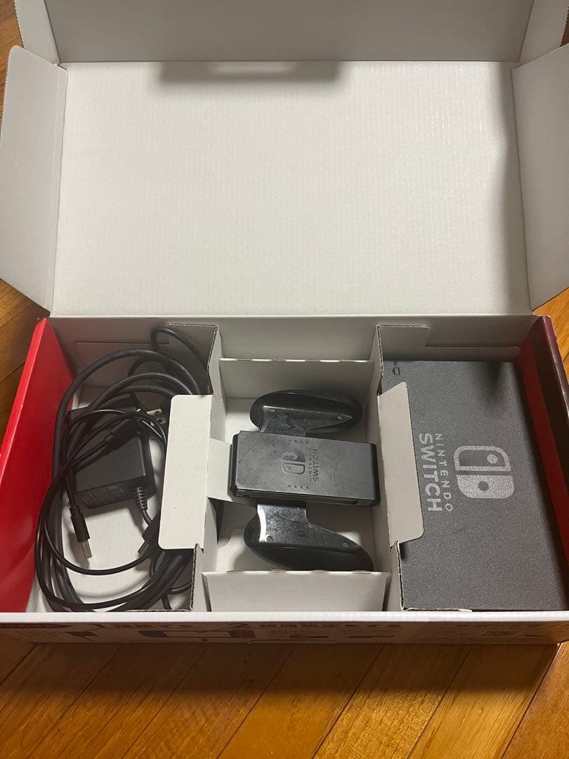 【動作確認済・箱有】Nintendo Switch 本体 青/赤 ストラップ無し