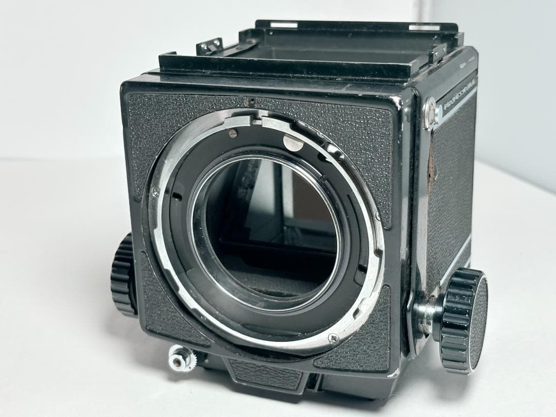 マミヤ RB67 Professional ボディ