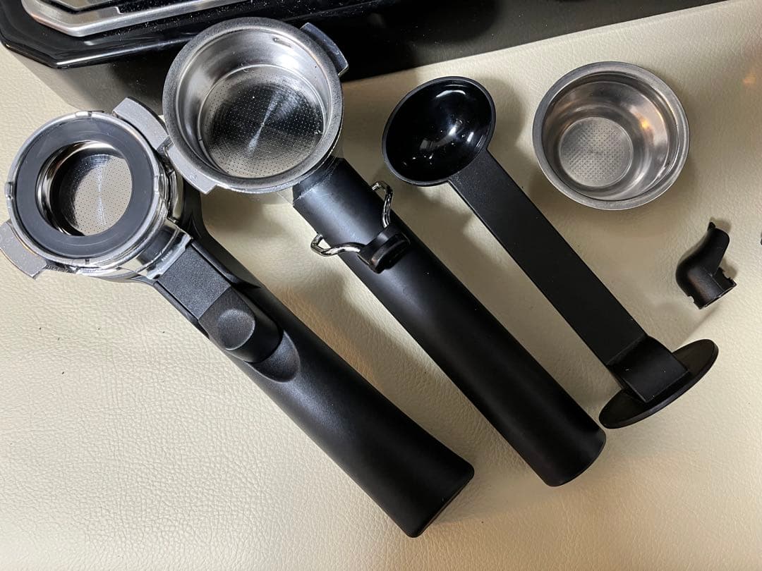 美品 デロンギ コンビコーヒーメーカー BCO410J-B 一台三役エスプレッソ