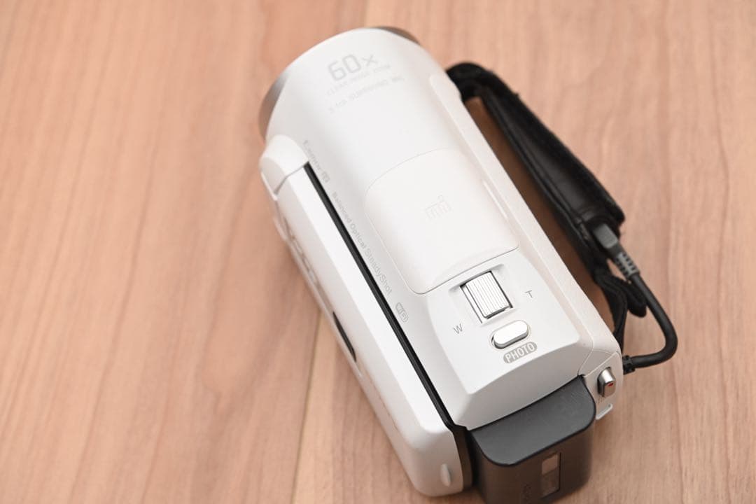 SONY HANDYCAM ビデオカメラ / HDR-PJ670