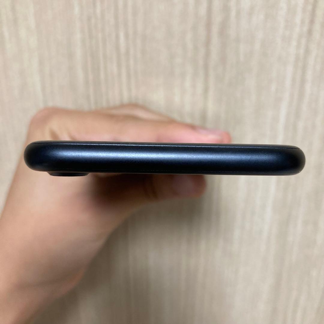 iPhone 7 128GB ブラック　本体　おまけ付き