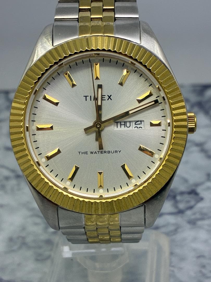 TIMEX　タイメックス　Waterbury　M903　ゴールド　風防傷あり