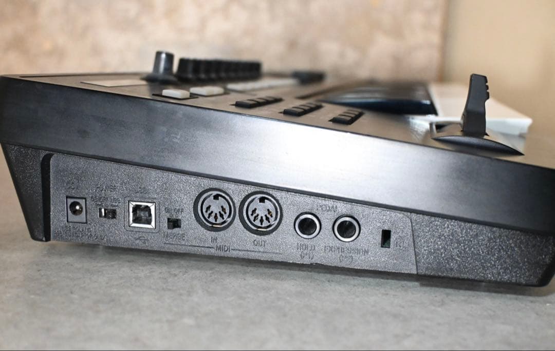 Roland A-500PRO MIDI コントローラー