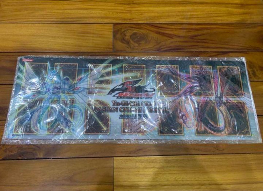 遊戯王 ハーフ プレイマット アジア2010 plus セイヴァー 未開封