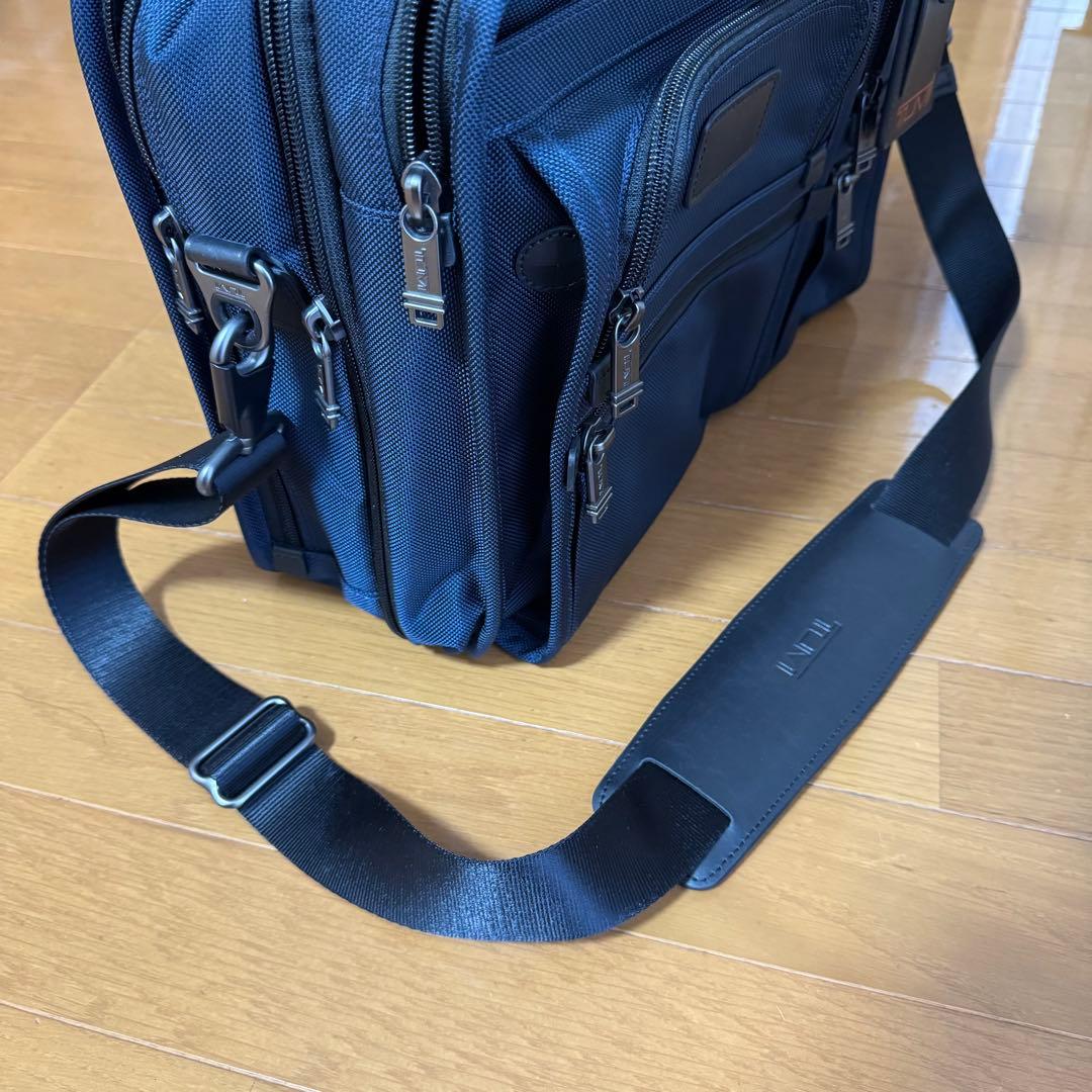 【美品】TUMI ショルダーバッグ　ビジネスバッグ