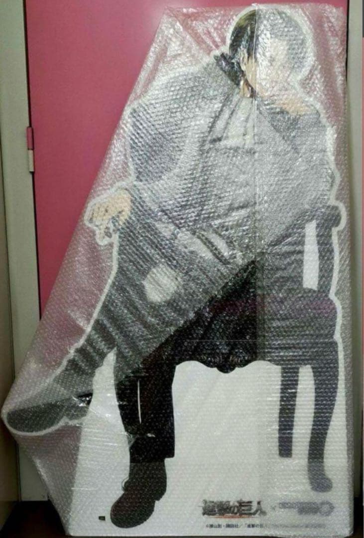 進撃の巨人 リヴァイ 等身大パネル キャラウムカフェ 受注生産品