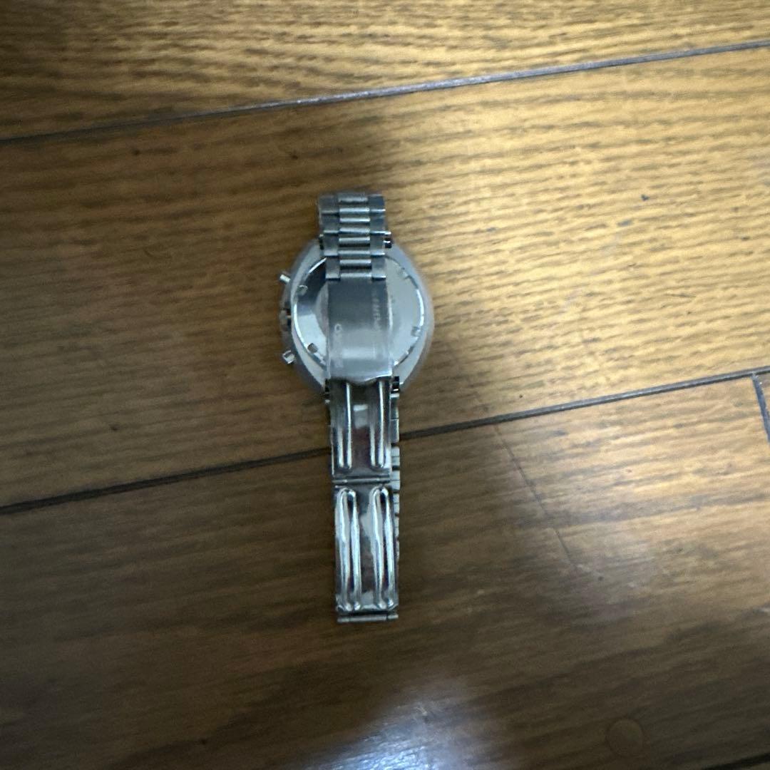 シルバー 自動巻き時計 黒文字盤