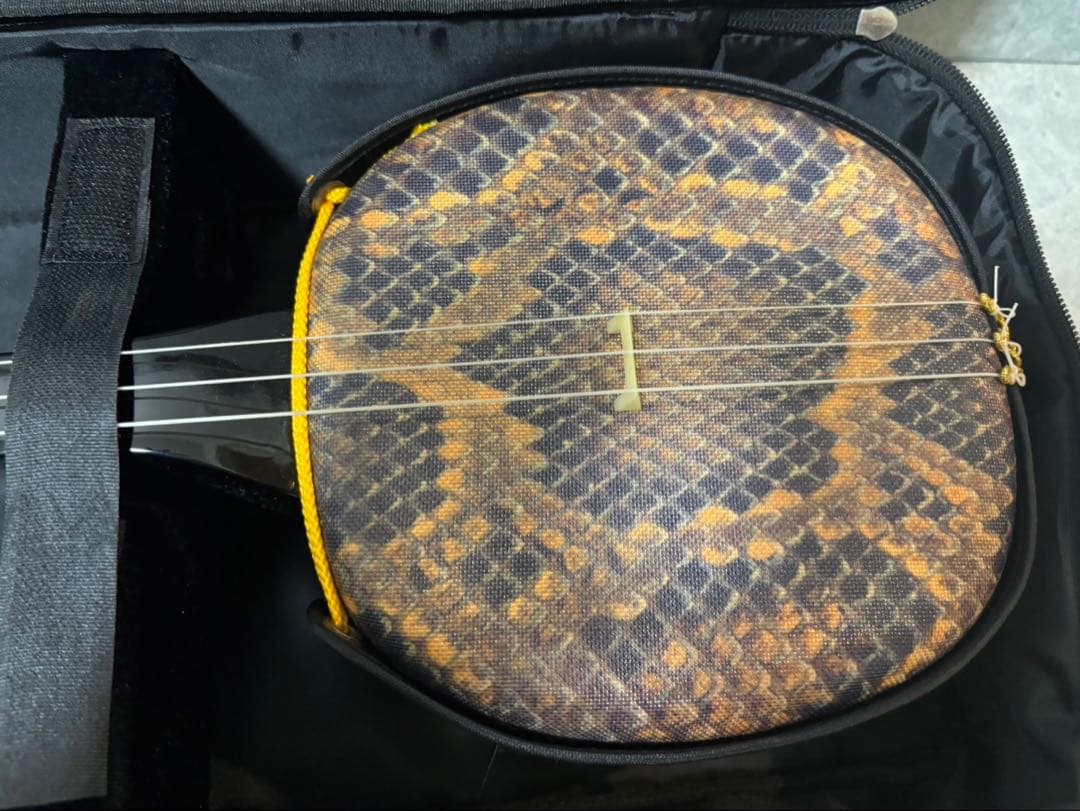 リ*ロ様 沖縄三線 人工蛇皮 琉球 民族楽器 伝統楽器 入門 初心者 本格 琉球