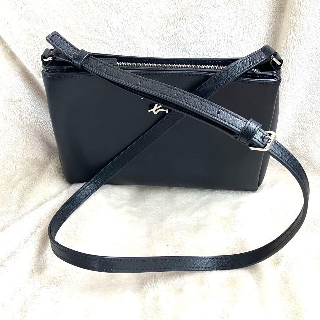 【未使用級✨】agnes b. ショルダーバッグ ターンロック レザー ロゴ金具