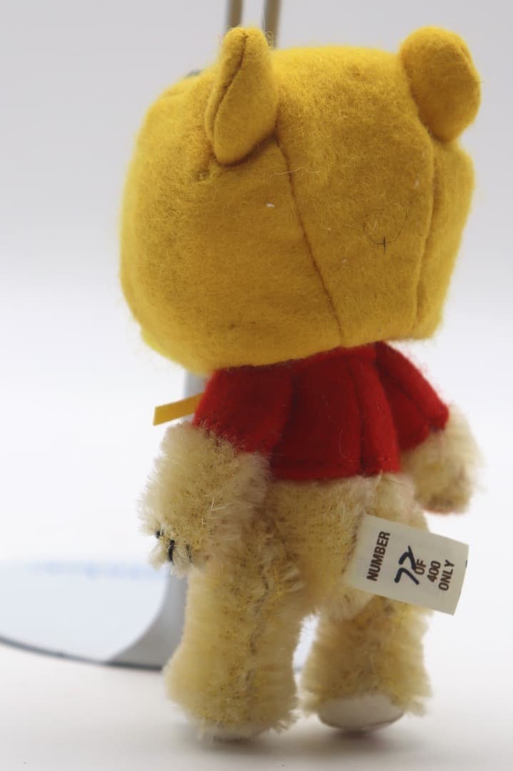 Winnie the Poohメリーソー 9cmミニチュアサイズくまのプー72番