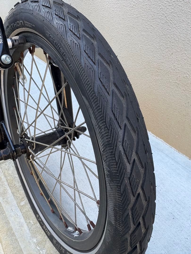 SUPER STRIDER 16インチ 白　スーパーストライダー