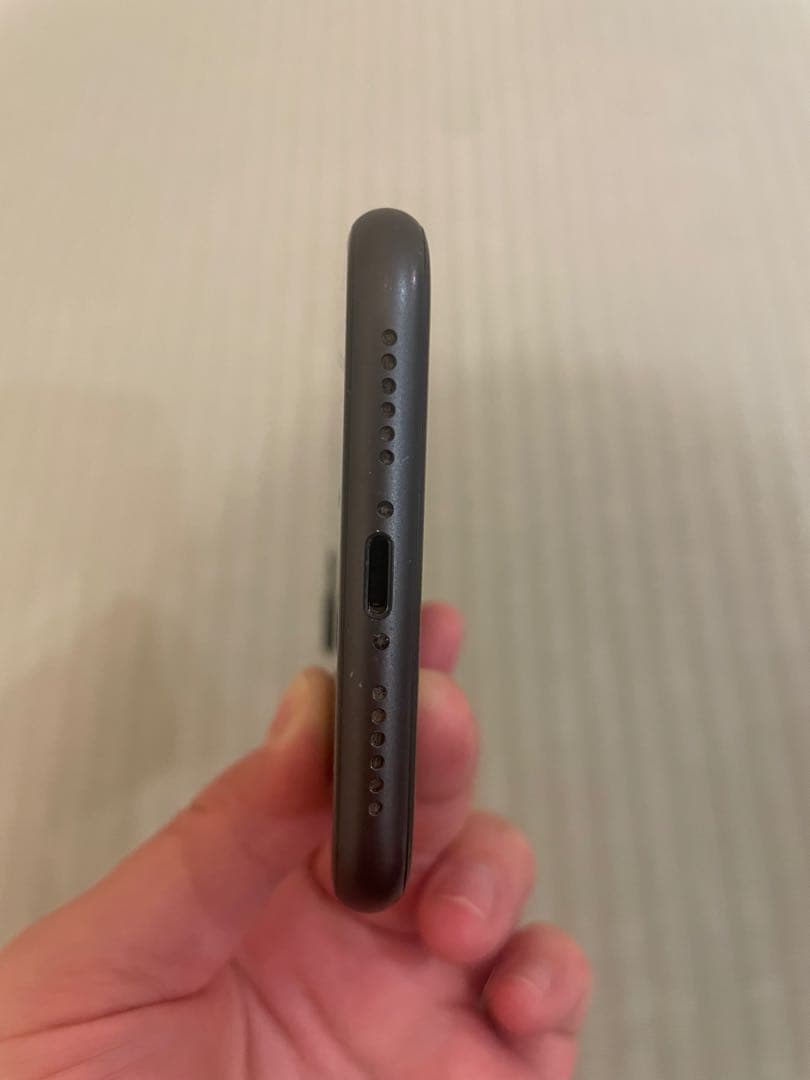 iPhone 11 256GB SIMフリー