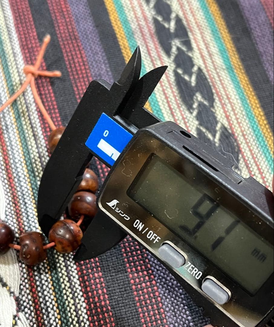 古い小粒の鳳眼菩提樹ビーズ　10個　骨董