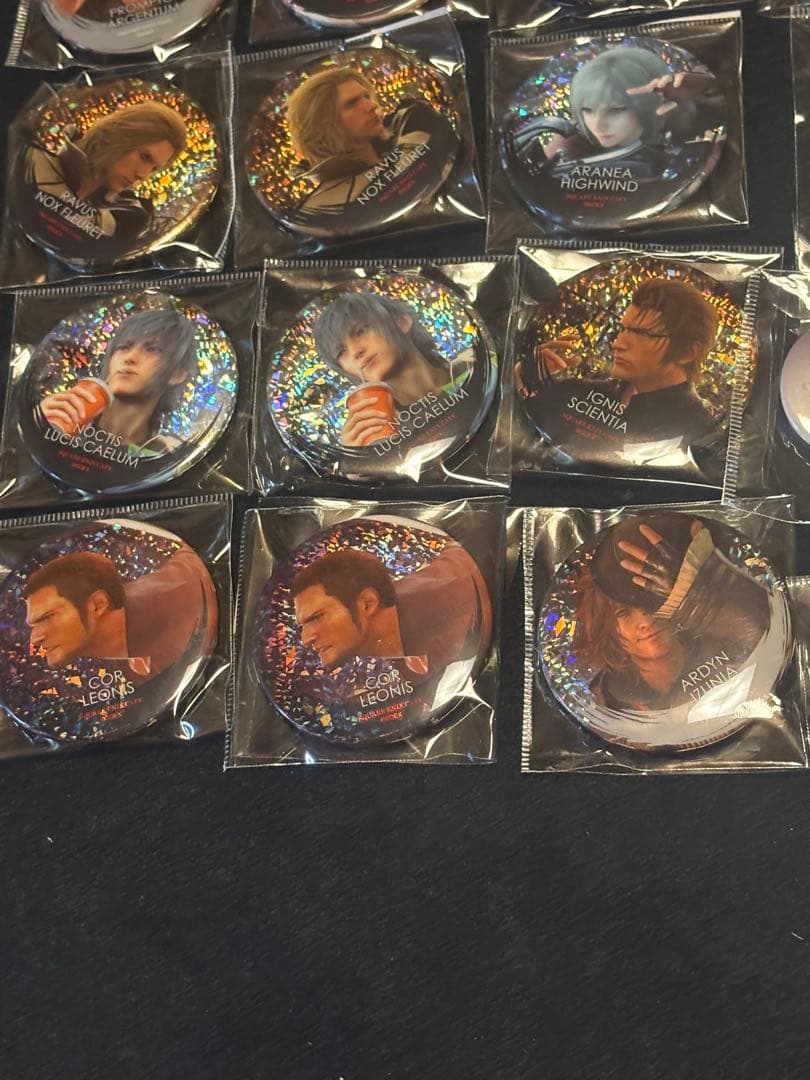 FF15 スクエニカフェ ホログラム缶バッジ　まとめ売り