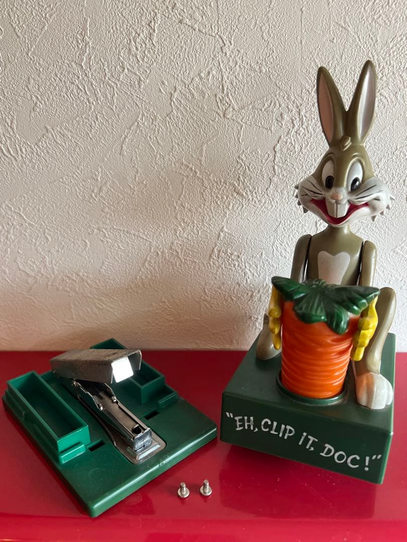 激レア！　70年代　バックスバニー ホッチキス フィギュア ルーニーテューンズ