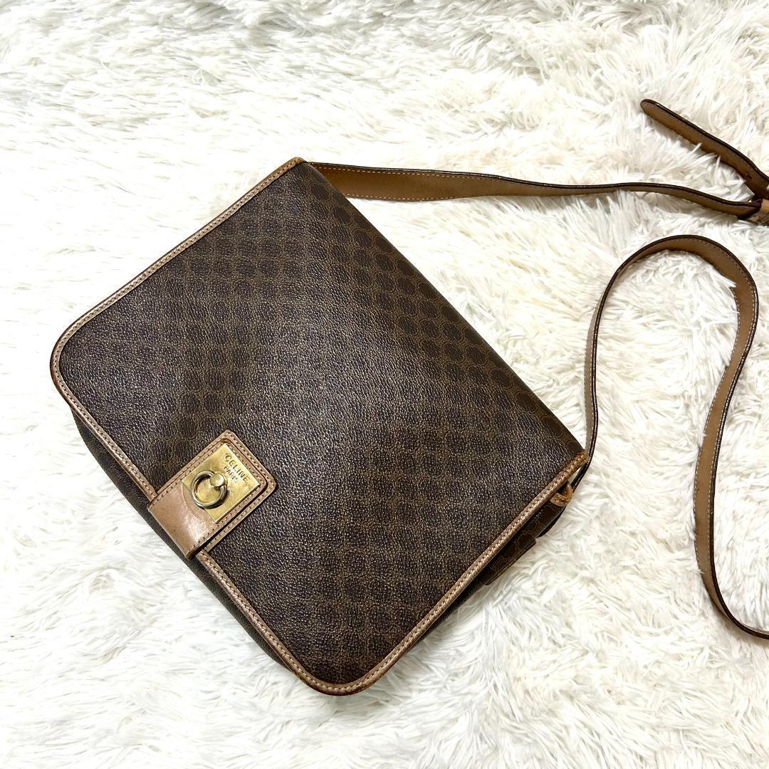 セリーヌ　ショルダーバッグ　マカダム　ヴィンテージ　金具　ゴールド　PVC