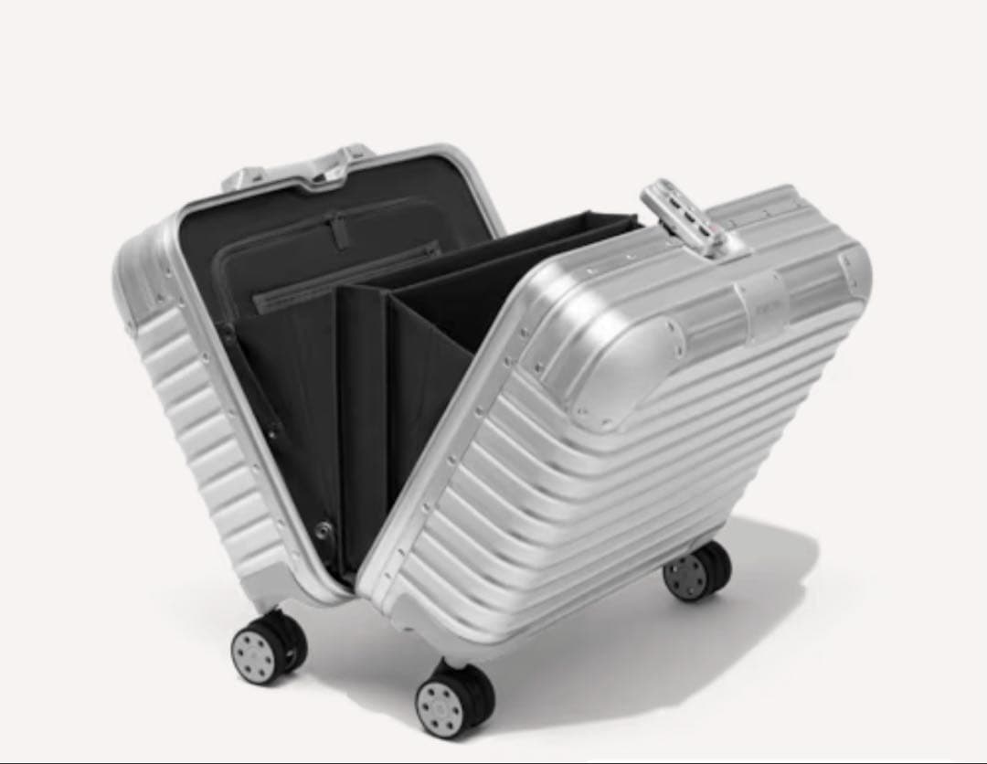 リモワ　オリジナル　コンパクト