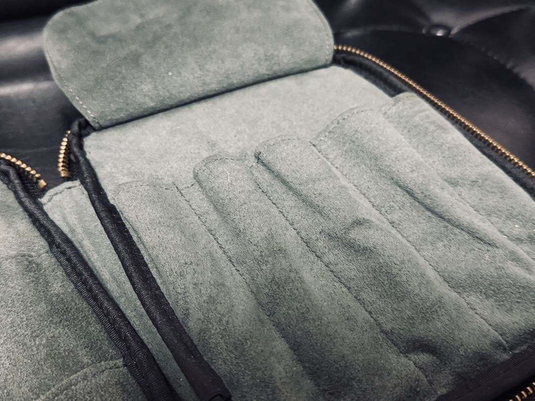 &Liebe ジップペンケース