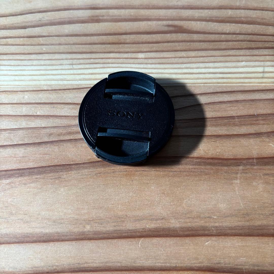 SONY FE 28-60mm F4-5.6（SEL2860）　フィルター付き