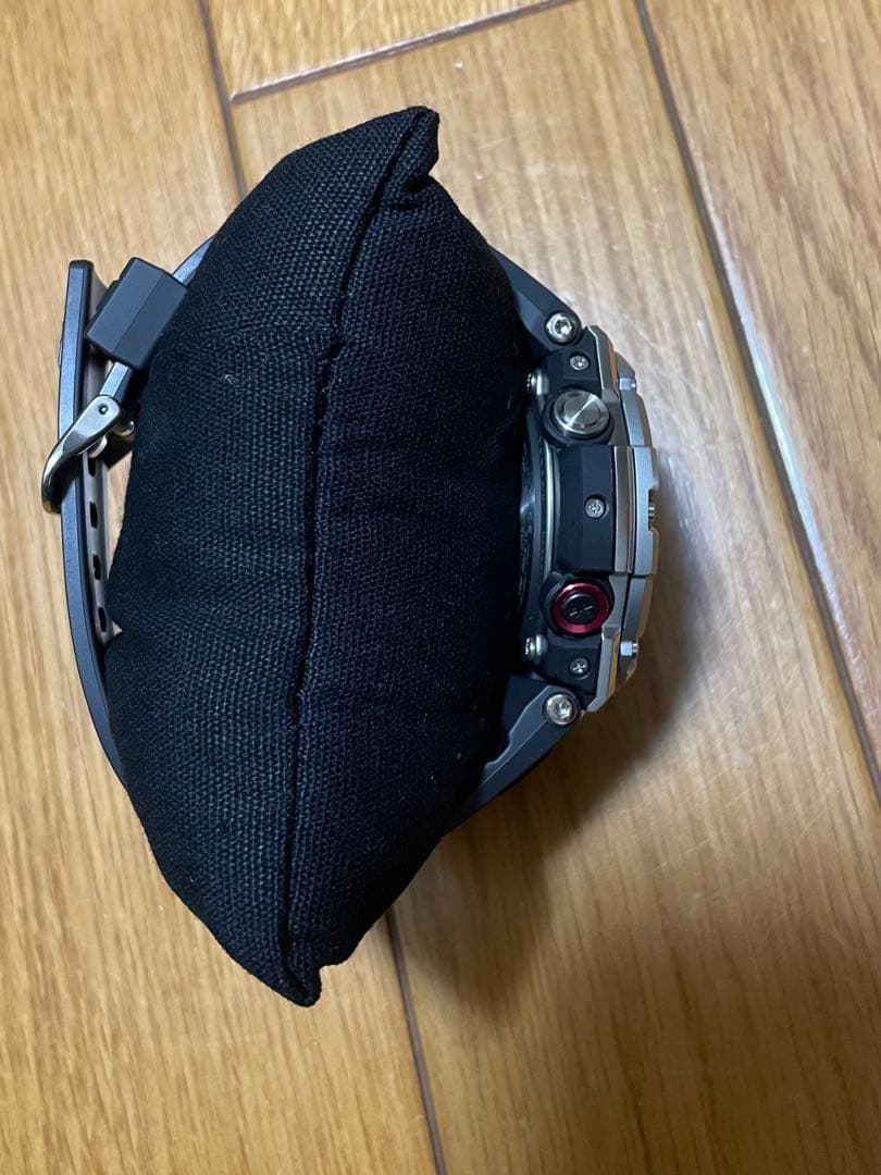 Lolipop 　GST-B100-1JF カシオGショック 新品同様