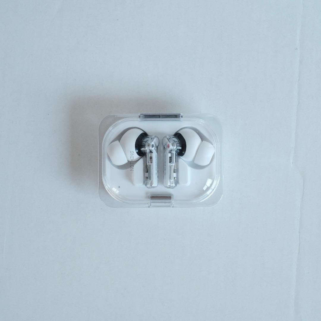 イヤホン Nothing Ear (a)