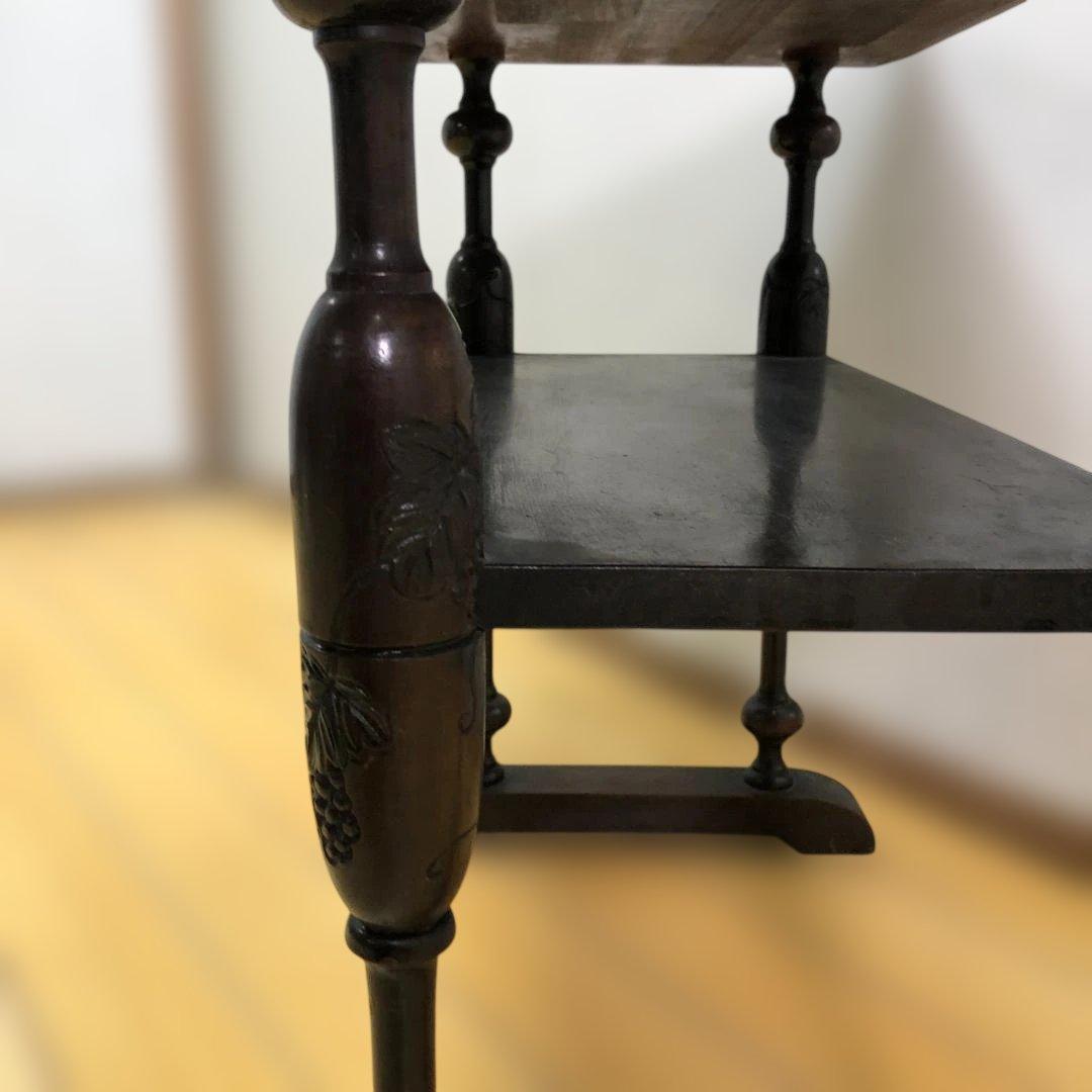 送料無料 アンティーク調 木製テーブル 葡萄彫刻 花台 飾り棚 　251214