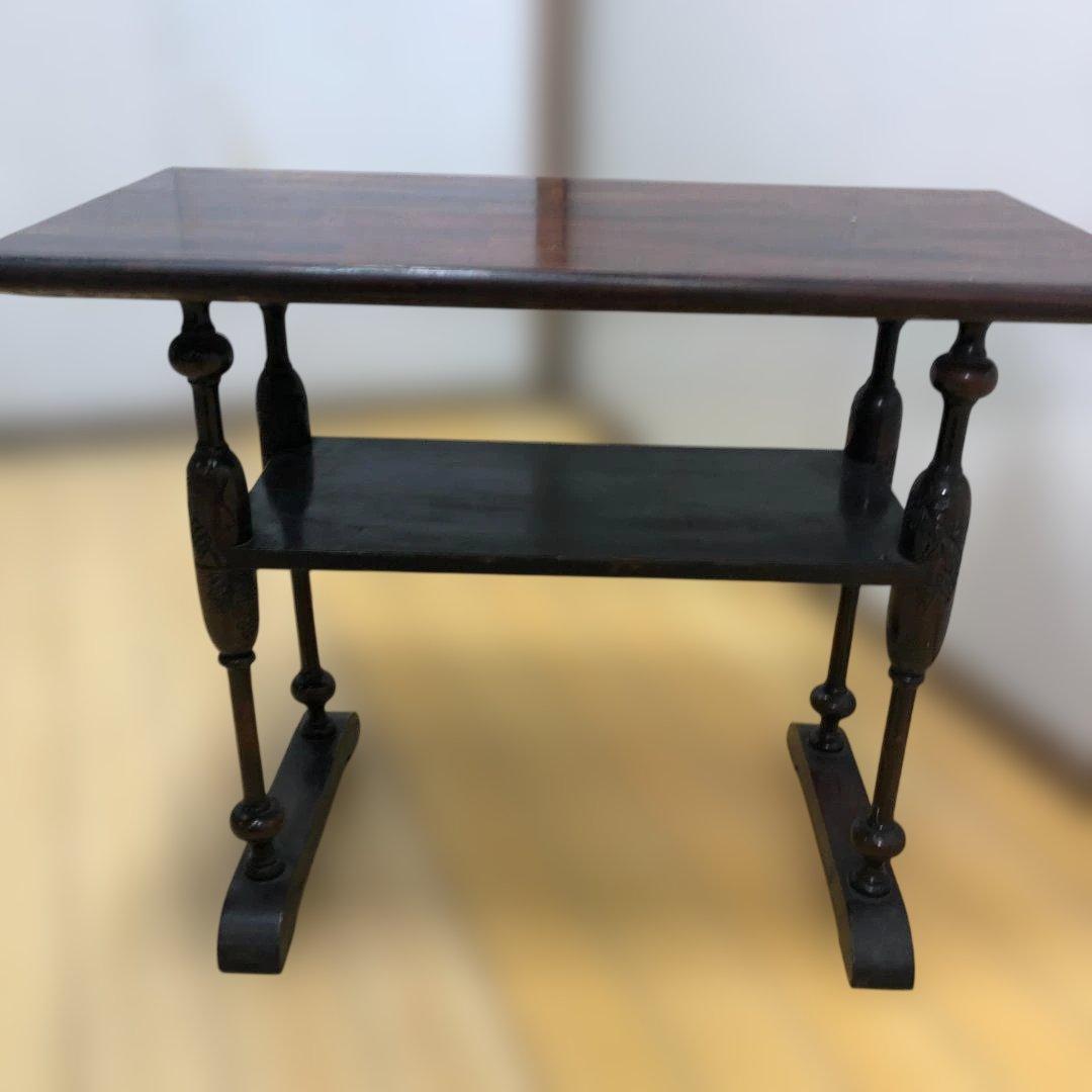 送料無料 アンティーク調 木製テーブル 葡萄彫刻 花台 飾り棚 　251214