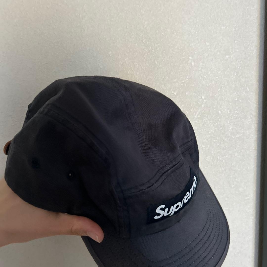 値下げしました！Supreme ネイビーキャップ