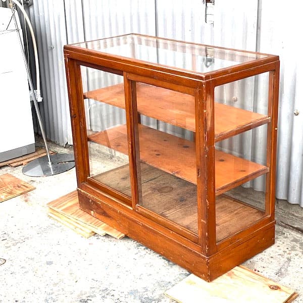 関西限定　送料別　ビンテージ家具　ショーケース　ガラスキャビネット　飾り棚