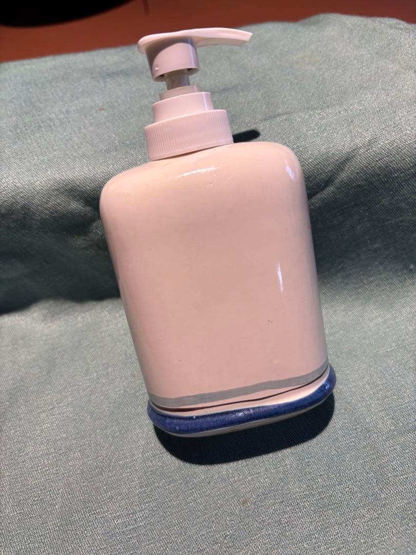 サンタマリアノヴェッラ　陶器製ソープディスペンサーボトル