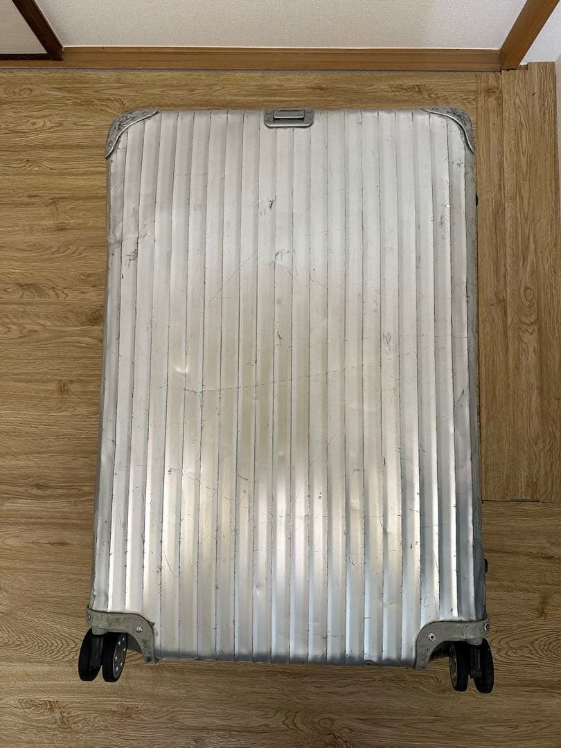 リモワ　トパーズ　104L かなり使い込んでます！