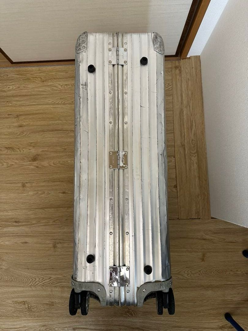 リモワ　トパーズ　104L かなり使い込んでます！