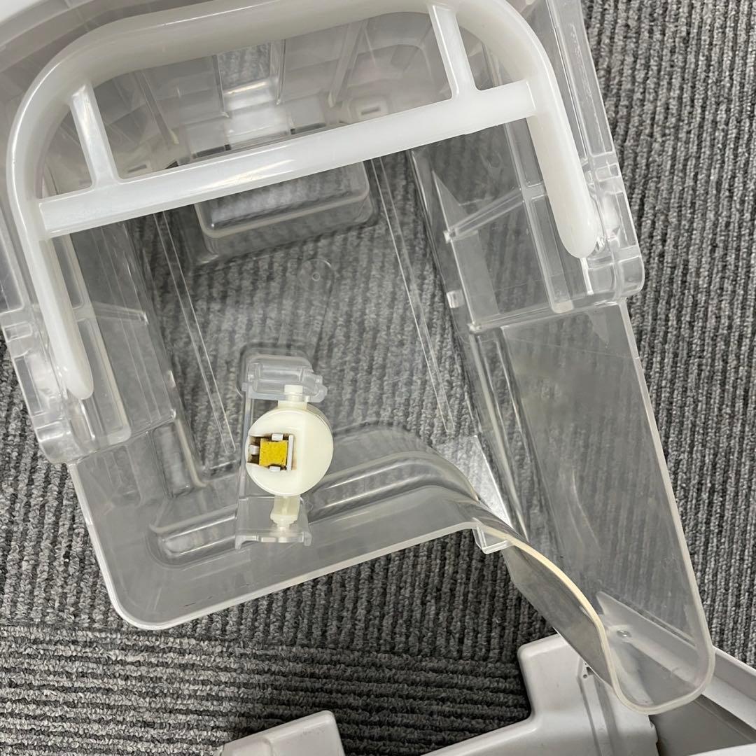 パナソニック　衣類乾燥除湿機　F-YHVX120-W