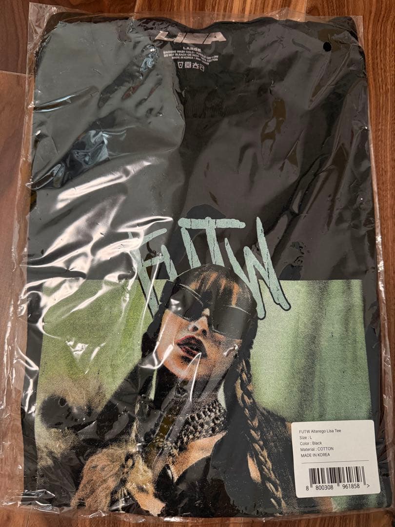 BLACKPINK LISA リサ Tシャツ　ポップアップ