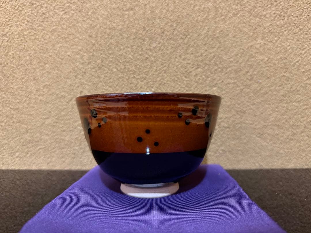 十一代大樋長左衛門（年雄）　大樋茶碗　ドット柄　共箱