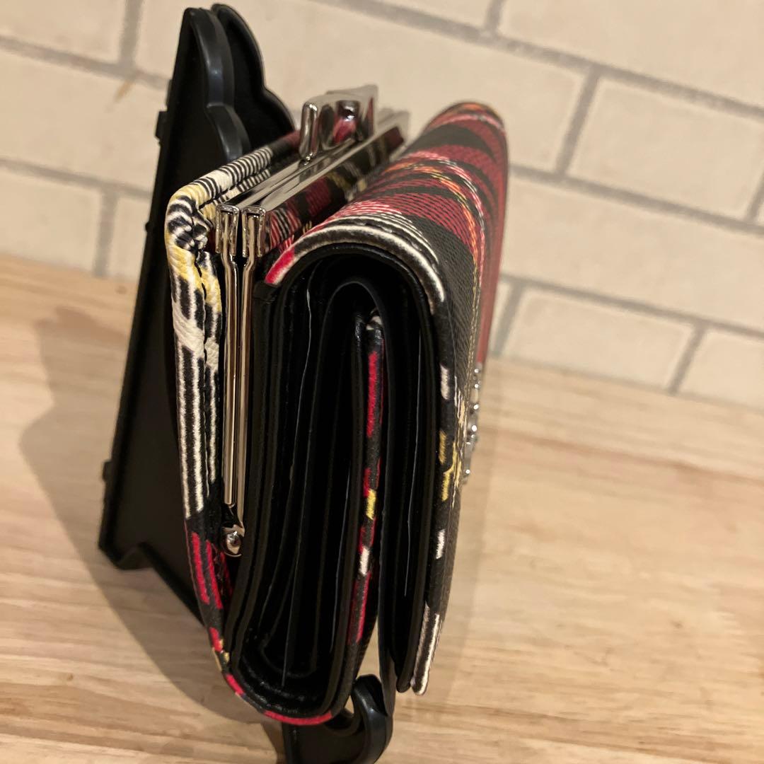 ❤️新品❤️Vivinne Westwood チェック柄がま口三つ折り財布　オーブ