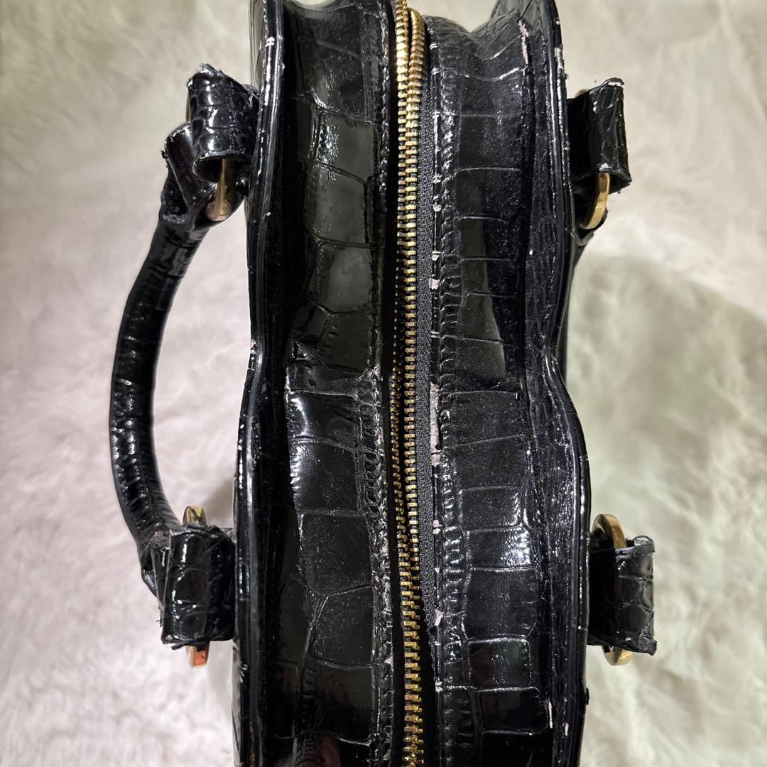 ヴィヴィアンウエストウッド　ハート型エナメルハンドバッグ