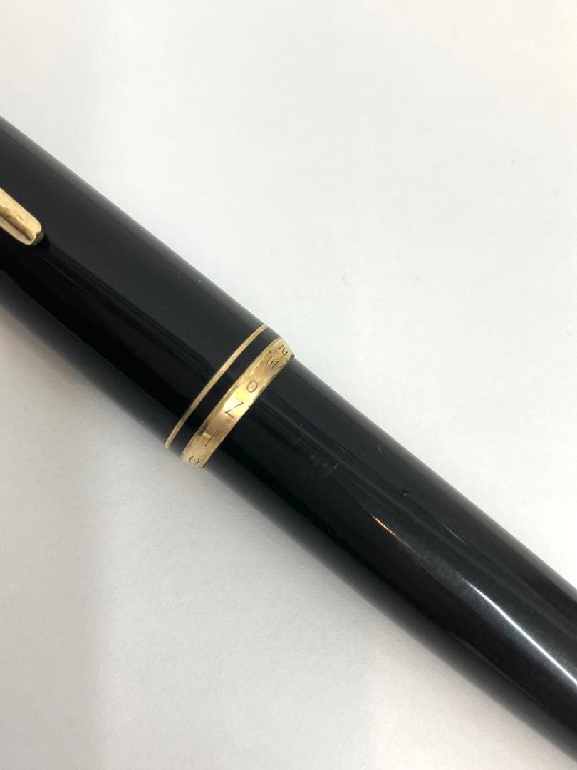 MONTBLANC 万年筆 NO 22 黒