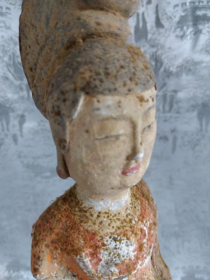 中国古代 加彩婦人俑　中国古美術