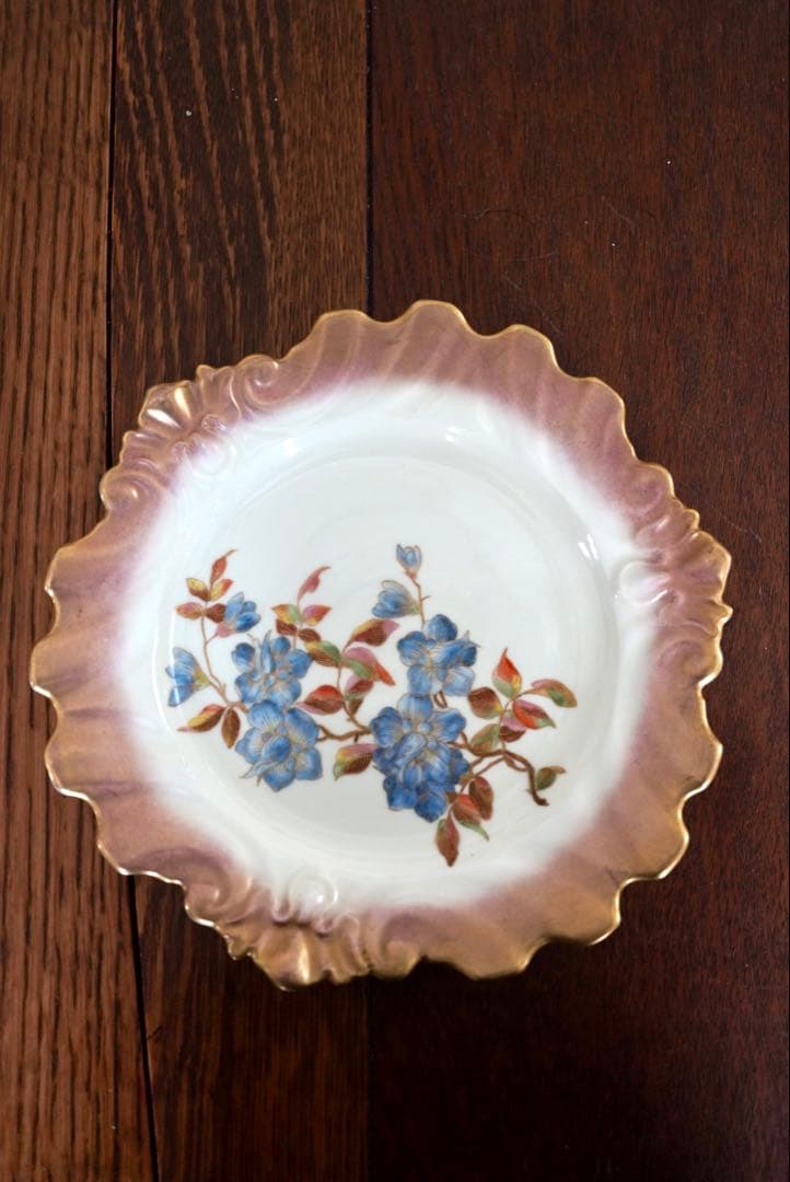 ヴィクトリア時代 ロイヤルウースター ブラッシュアイボリー 輪花デザートプレート