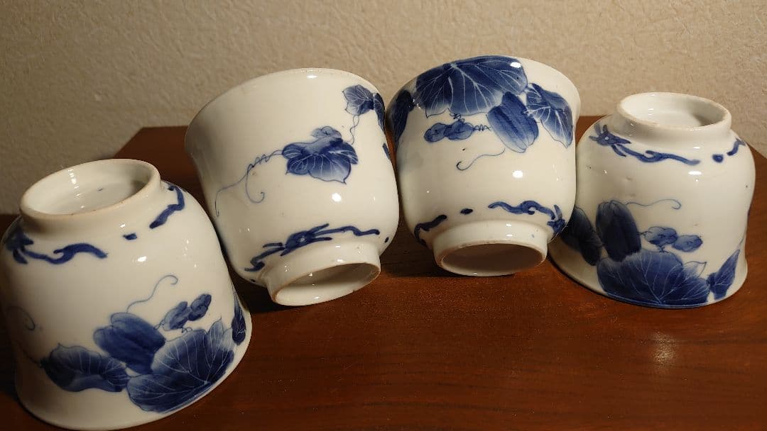 李朝　白磁　染付　蔓草文様　古染付　アンティーク李朝　蔵出し　鑑賞陶器　４客