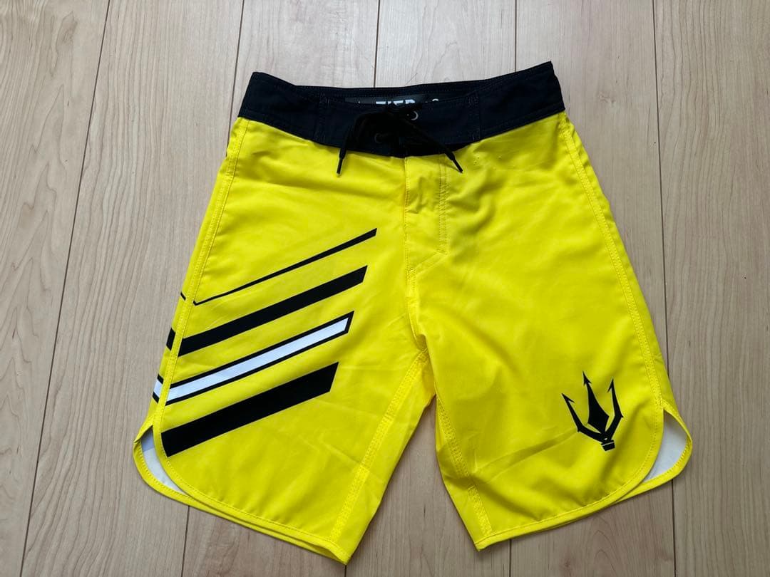FIED フィジーク用サーフパンツ イエロー ストライプ