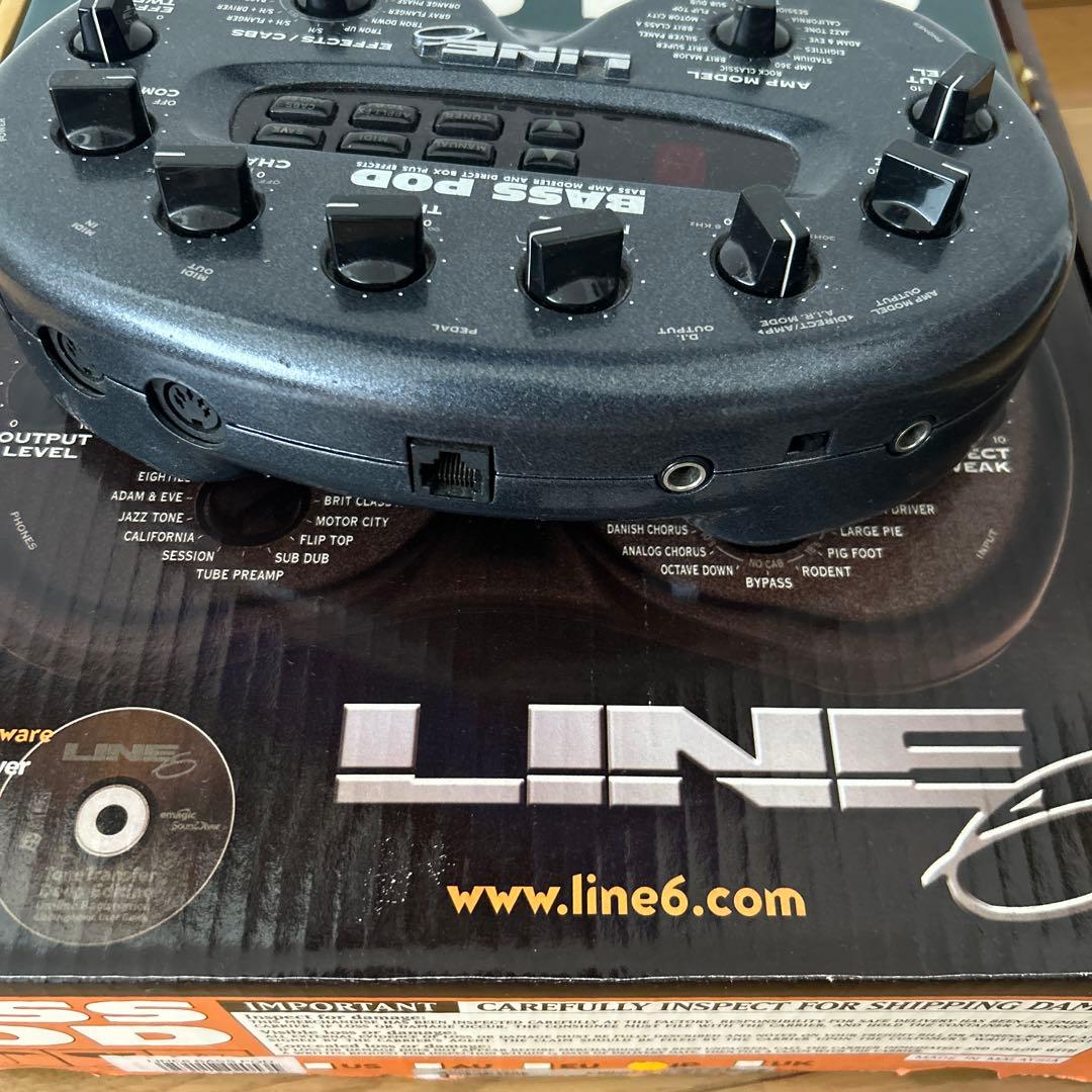 LINE 6 BASS POD ベースアンプシミュレータ