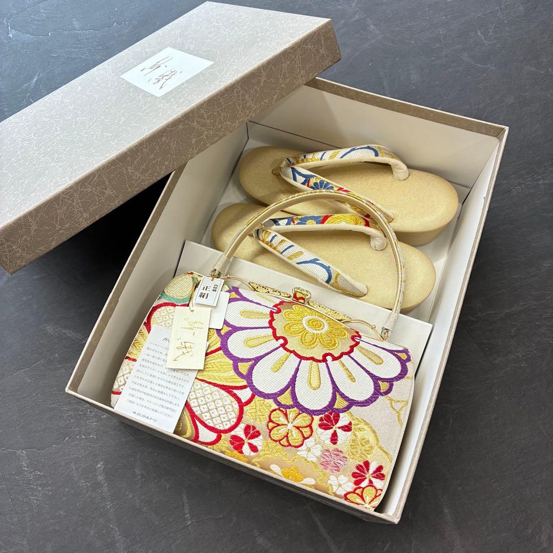 新品 タグ付き 紗織 和装バッグ/草履セット 西陣織 正絹 箱付き