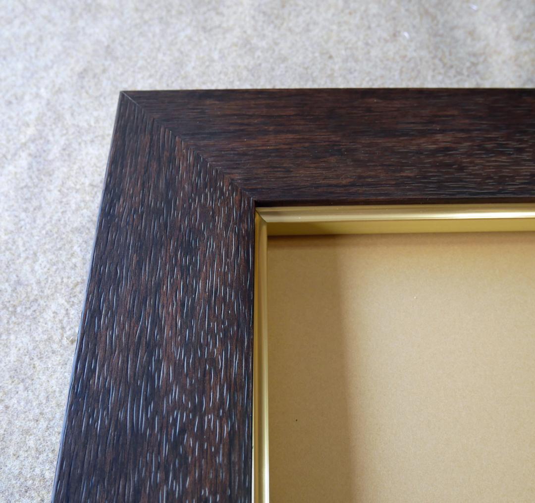 F20 額縁 ダークブラウン　アクリル入り